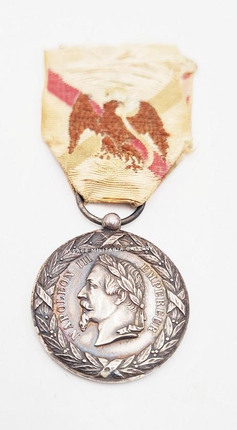 militaria : Médaille Napoléon III  1862-63 