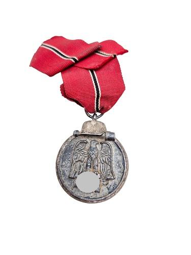 militaria : Médaille Front de l'EST  1941/42