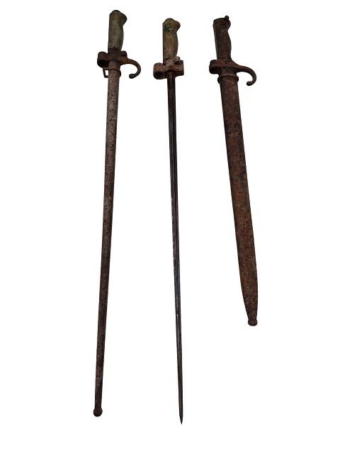 militaria : LOTS BAÏONNETTE FRANCAISE